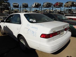 1997 TOYOTA CAMRY LE WHITE 2.2L AT Z17908